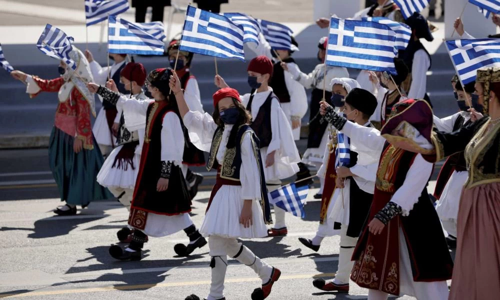 Παρέλαση 28ης Οκτωβρίου: Έτσι θα γίνουν οι εορτασμοί σε Αθήνα και Θεσσαλονίκη – Όλη η εγκύκλιος